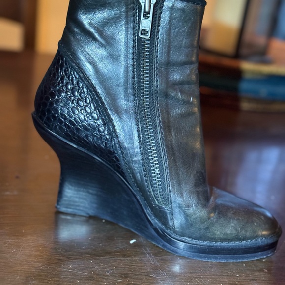 Haider Ackerman size 9 black boots - stacked heel - gently worn - repost - Picture 2 of 7